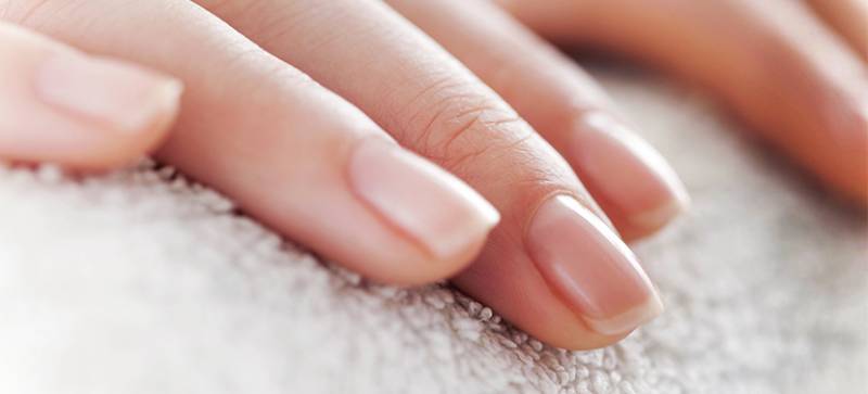 Soin des mains version classique avec soin traitant